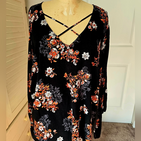 Torrid Black Orange Floral Boho Top Size 4X - Picture 2 of 9